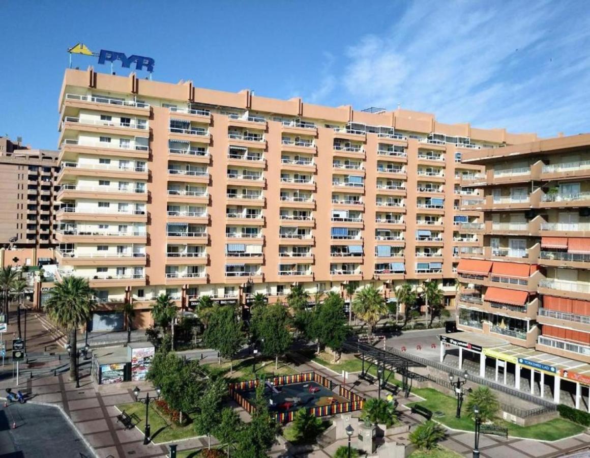 Apartamento El Albero Integrado en el Hotel PYR céntrico y en primera línea de playa Fuengirola Exterior foto