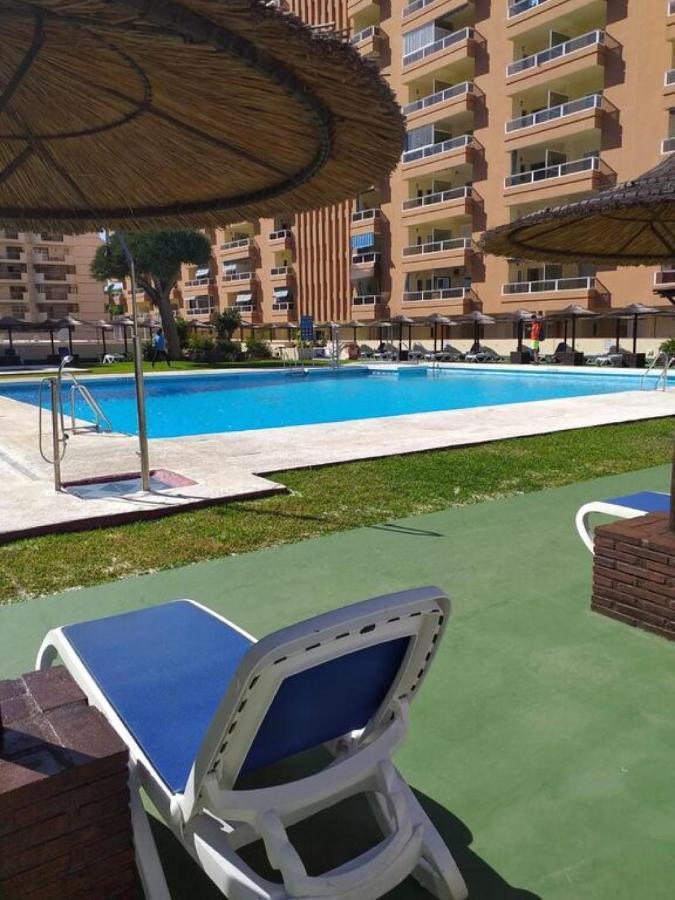 Apartamento El Albero Integrado en el Hotel PYR céntrico y en primera línea de playa Fuengirola Exterior foto